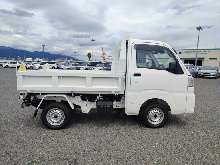 2023 Daihatsu Hijet HD Dump, Automatic in White