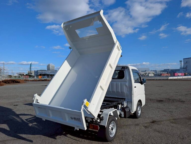 2025 Daihatsu Hijet HD Dump Manual – White